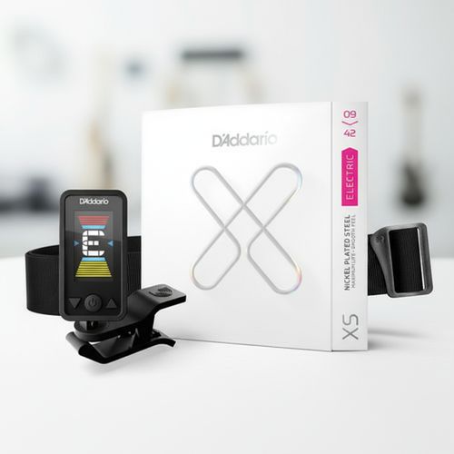 Kit Encordoamento Revestido 9.5-44 + Afinador Cromático D'Addario Eclipse PW-CT-17 + Correia Para Instrumentos Nylon Trançado Com Trava Pad Lock